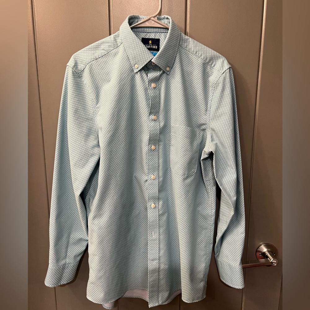Stafford Men’s medium dress shirt!